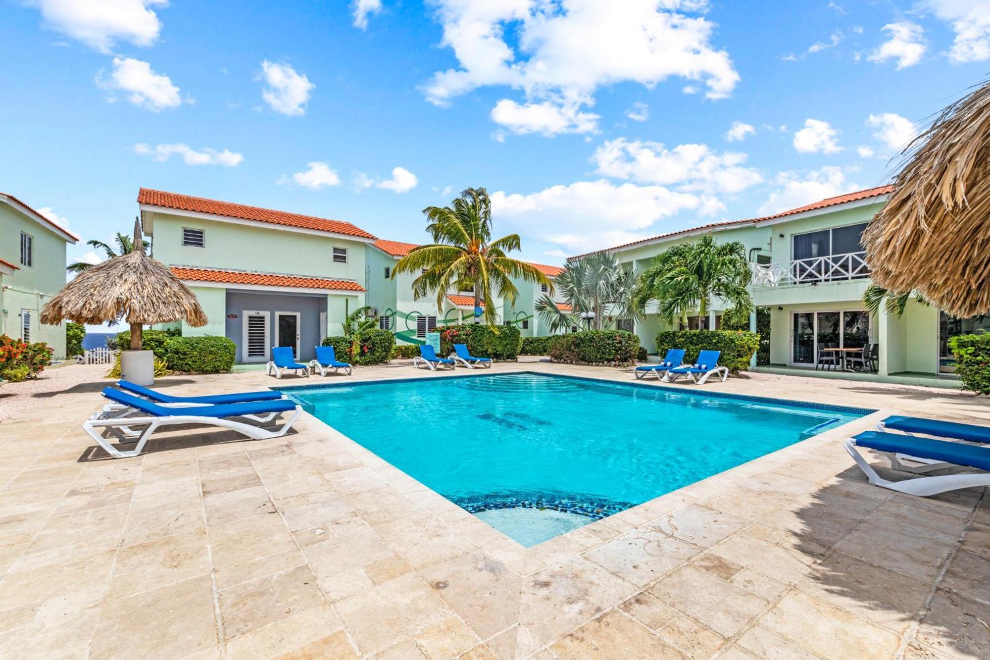 Lagoon Ocean Resort Lagun Bagian luar foto